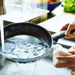 GreenPan Cambridge Koekenpan 26cm - Zwart - Inductie - PFAS-vrij 37 GreenPan Cambridge Koekenpan 26cm - Zwart - Inductie - PFAS-vrij -Beste Keukengerei Winkel 1200x1200 368