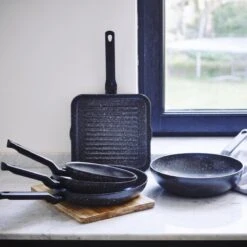 BK Universe Grillpan 26x26 Cm - Inductie - Anti-aanbak - PFAS-vrij -Beste Keukengerei Winkel 1200x1200 417