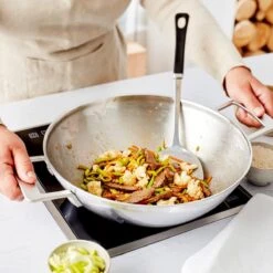 Demeyere Industry 5 RVS Wokpan – Wokpan Inductie – 30 Cm –2 Handvaten – PTFE-vrij -Beste Keukengerei Winkel 1200x1200 620