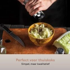 DODANA Premium Peper - & Zoutmolen Elektrisch - 1 Stuk - Pepermolen - Zoutmolen - Oplaadbaar - USB - Elektrische Pepermolen - RVS - Zwaartekracht Functie - LED Lamp - Nl Handleiding - Incl Borsteltje -Beste Keukengerei Winkel 1200x1200 855