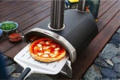 Ooni Fyra 12 Houtpellets Gestookte Pizzaoven -Beste Keukengerei Winkel 1200x801 19