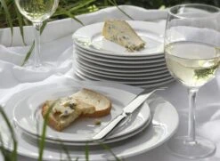 Maxwell And Williams White Basic Rim Koffie- En Dinerset - 30-delig - Wit 11 Maxwell And Williams White Basic Rim Koffie- En Dinerset - 30-delig - Wit -Beste Keukengerei Winkel 1200x881 3