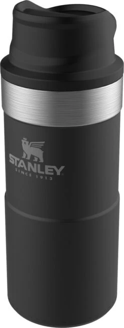 Stanley Trigger-Action Travel Mug 0.35L - Thermosfles - Matt Black -Beste Keukengerei Winkel 453x1200